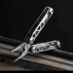 Boker Plus Specialist Pro 18 Boker Plus Specialist Pro -Victorinox Sales 09BO830det3 42150.1653401391