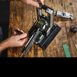 Work Sharp WorkSharp Pro Precision Adjust Sharpener -Victorinox Sales 09DX068det10 57184.1686319699