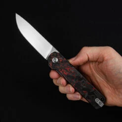 QSP Lark Carbon Fibre Folding Knife -Victorinox Sales QS 144 D 98526.1687258481.1280.1280 82510.1687258557