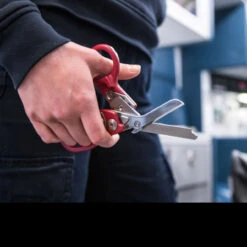 Leatherman Raptor Response 17 Leatherman Raptor Response -Victorinox Sales WIT LT242det2 14123.1636636362.1280.1280 71311.1636636378