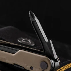 Leatherman Rebar Black Coyote 27 Leatherman Rebar Black Coyote -Victorinox Sales WIT LT550CB.8 84259.1646927595