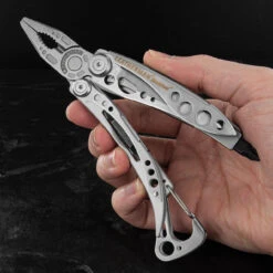 Leatherman Skeletool -Victorinox Sales WIT LT85.7 82398.1650445619.1280.1280 01573.1650469397