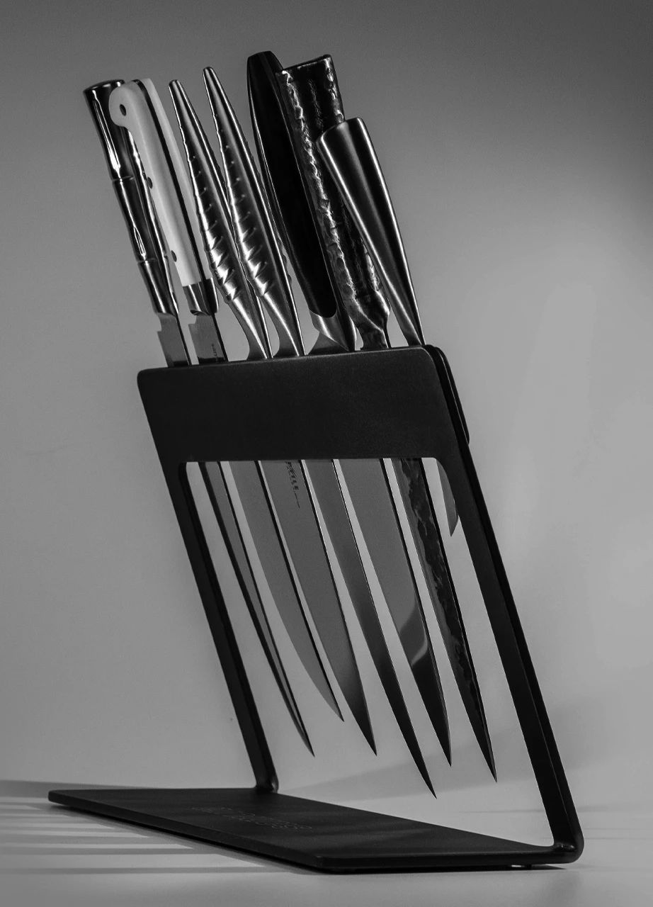 Samura "The Road Block" Knife Holder 4 Samura "The Road Block" Knife Holder - Image 2