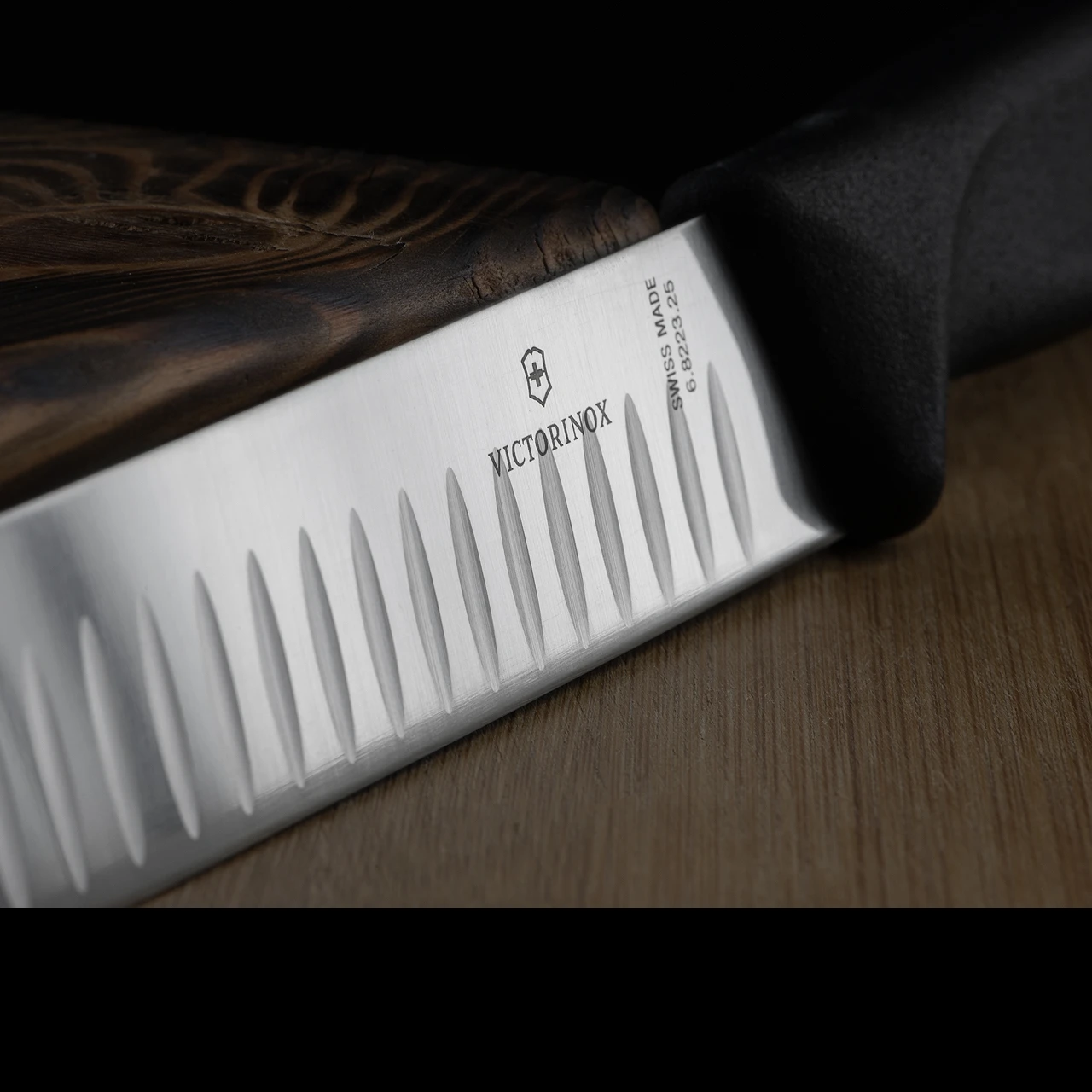 Victorinox Swiss Classic Slicing Knife 3 Victorinox Swiss Classic Slicing Knife