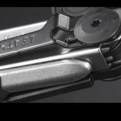 Leatherman Signal Black -Victorinox Sales wit lt700 bsdet6 66927.1653496396